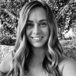 Meet your Posher, Danica